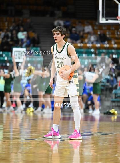 Thumbnail 2 in Mountain Vista vs. Valor Christian (CHSAA 6A Great 8) photogallery.