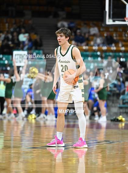 Thumbnail 1 in Mountain Vista vs. Valor Christian (CHSAA 6A Great 8) photogallery.