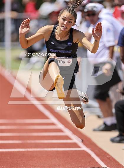 Thumbnail 2 in Class 3 Triple Jump (MSHSAA State Championship) photogallery.