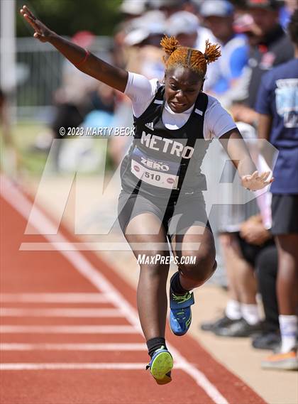 Thumbnail 3 in Class 3 Triple Jump (MSHSAA State Championship) photogallery.
