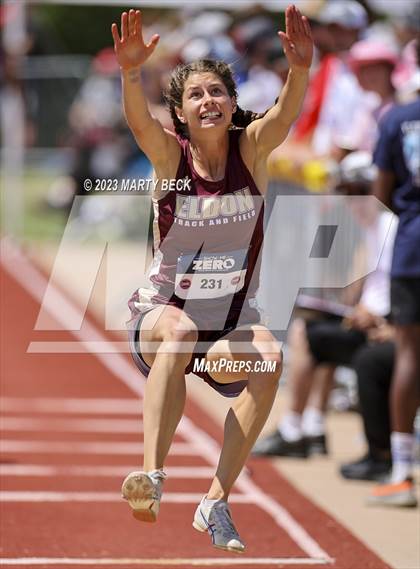 Thumbnail 1 in Class 3 Triple Jump (MSHSAA State Championship) photogallery.