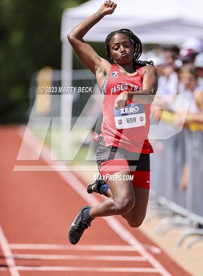 Thumbnail 3 in Class 3 Triple Jump (MSHSAA State Championship) photogallery.