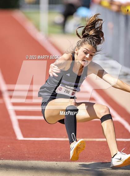 Thumbnail 1 in Class 3 Triple Jump (MSHSAA State Championship) photogallery.