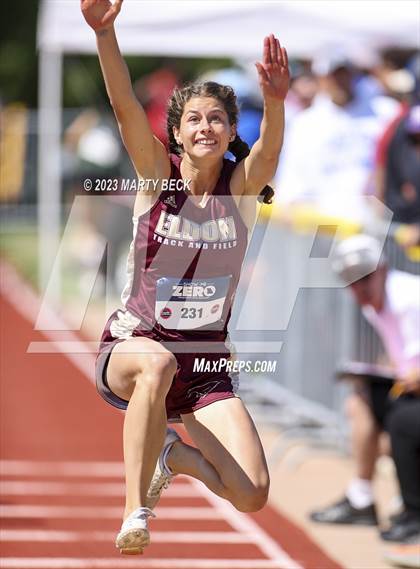 Thumbnail 2 in Class 3 Triple Jump (MSHSAA State Championship) photogallery.