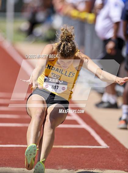 Thumbnail 2 in Class 3 Triple Jump (MSHSAA State Championship) photogallery.