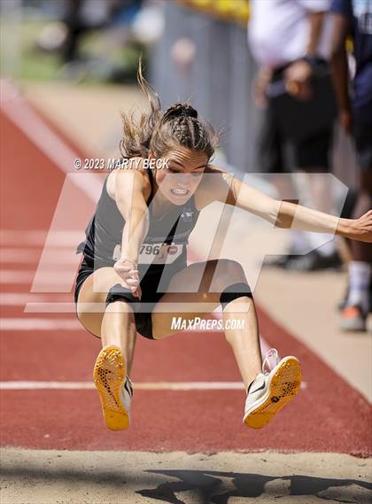 Thumbnail 2 in Class 3 Triple Jump (MSHSAA State Championship) photogallery.
