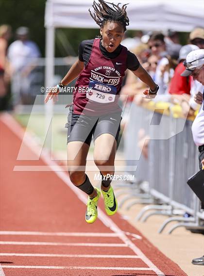 Thumbnail 3 in Class 3 Triple Jump (MSHSAA State Championship) photogallery.