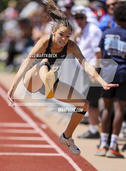 Thumbnail 1 in Class 3 Triple Jump (MSHSAA State Championship) photogallery.