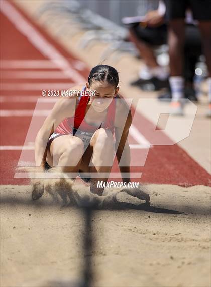 Thumbnail 2 in Class 3 Triple Jump (MSHSAA State Championship) photogallery.