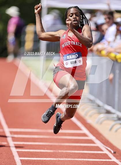 Thumbnail 3 in Class 3 Triple Jump (MSHSAA State Championship) photogallery.
