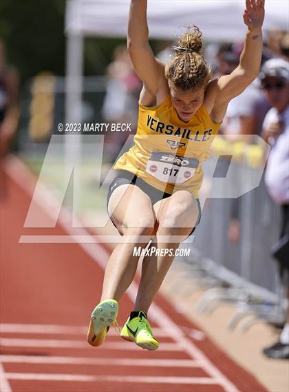 Thumbnail 3 in Class 3 Triple Jump (MSHSAA State Championship) photogallery.