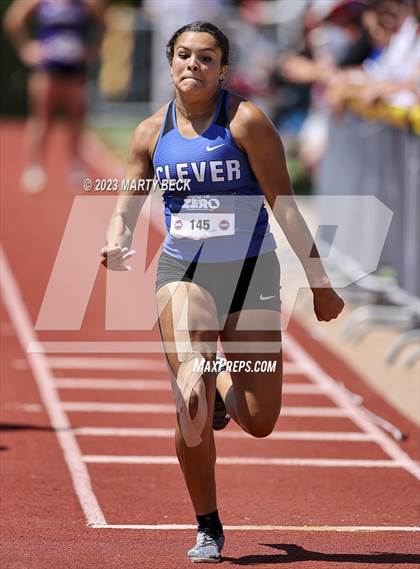 Thumbnail 2 in Class 3 Triple Jump (MSHSAA State Championship) photogallery.