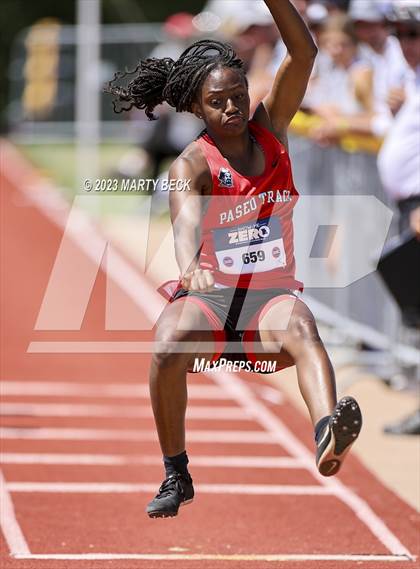 Thumbnail 1 in Class 3 Triple Jump (MSHSAA State Championship) photogallery.