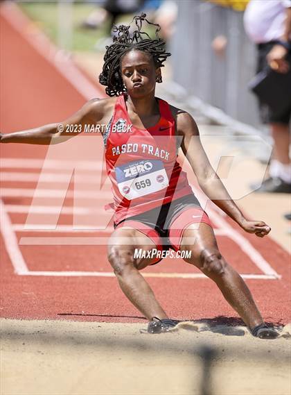 Thumbnail 2 in Class 3 Triple Jump (MSHSAA State Championship) photogallery.