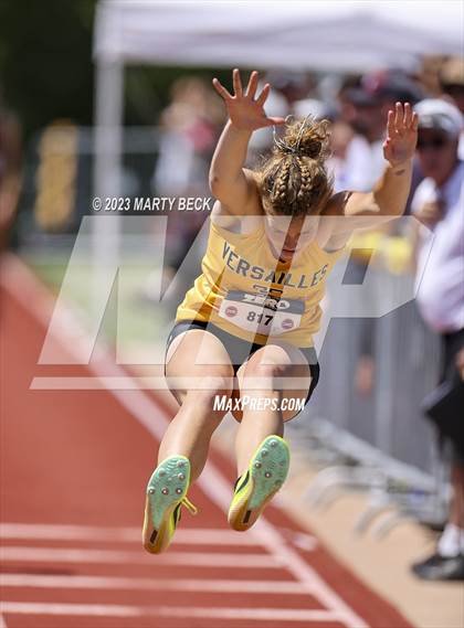 Thumbnail 1 in Class 3 Triple Jump (MSHSAA State Championship) photogallery.