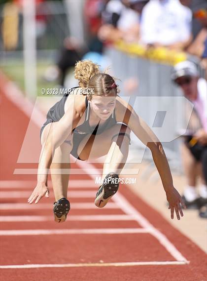Thumbnail 1 in Class 3 Triple Jump (MSHSAA State Championship) photogallery.