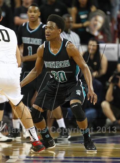 Thumbnail 1 in Archbishop Mitty vs. Sheldon (CIF NorCal Regional Open Division Final) photogallery.