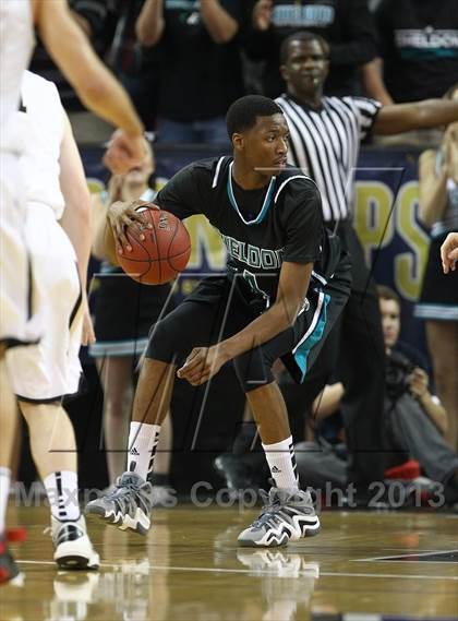 Thumbnail 2 in Archbishop Mitty vs. Sheldon (CIF NorCal Regional Open Division Final) photogallery.