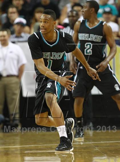 Thumbnail 3 in Archbishop Mitty vs. Sheldon (CIF NorCal Regional Open Division Final) photogallery.