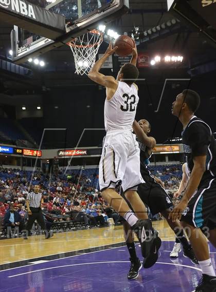Thumbnail 3 in Archbishop Mitty vs. Sheldon (CIF NorCal Regional Open Division Final) photogallery.