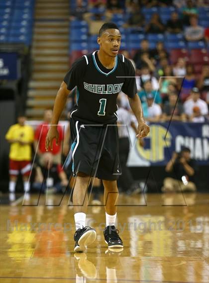 Thumbnail 2 in Archbishop Mitty vs. Sheldon (CIF NorCal Regional Open Division Final) photogallery.