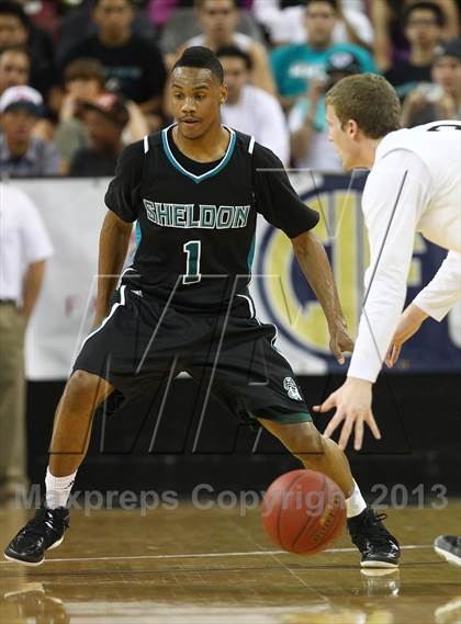 Thumbnail 3 in Archbishop Mitty vs. Sheldon (CIF NorCal Regional Open Division Final) photogallery.