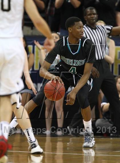 Thumbnail 3 in Archbishop Mitty vs. Sheldon (CIF NorCal Regional Open Division Final) photogallery.