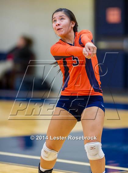 Thumbnail 2 in Stevens vs. Brandeis photogallery.
