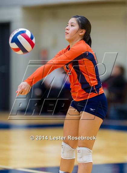 Thumbnail 3 in Stevens vs. Brandeis photogallery.
