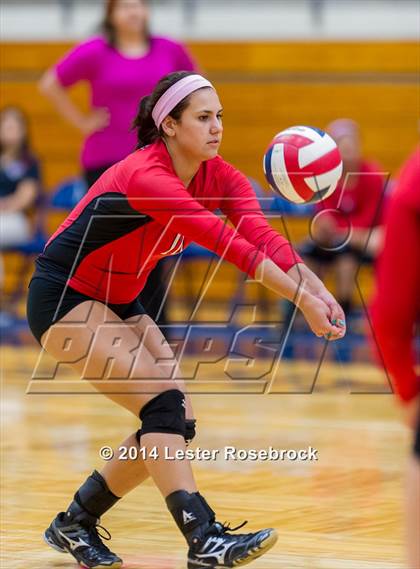 Thumbnail 1 in Stevens vs. Brandeis photogallery.