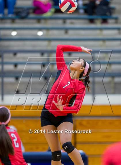 Thumbnail 3 in Stevens vs. Brandeis photogallery.