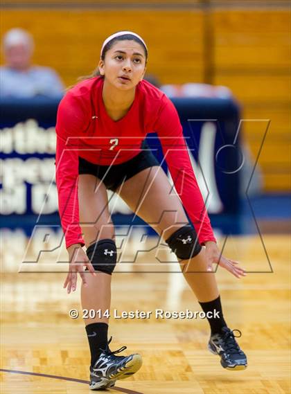 Thumbnail 3 in Stevens vs. Brandeis photogallery.