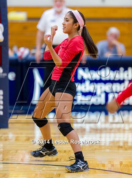 Thumbnail 2 in Stevens vs. Brandeis photogallery.