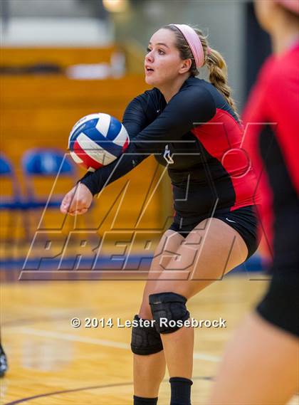 Thumbnail 2 in Stevens vs. Brandeis photogallery.