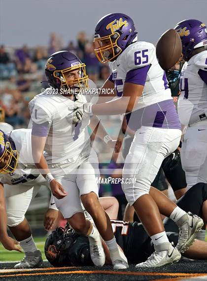 Thumbnail 2 in Sanger @ Ferris photogallery.