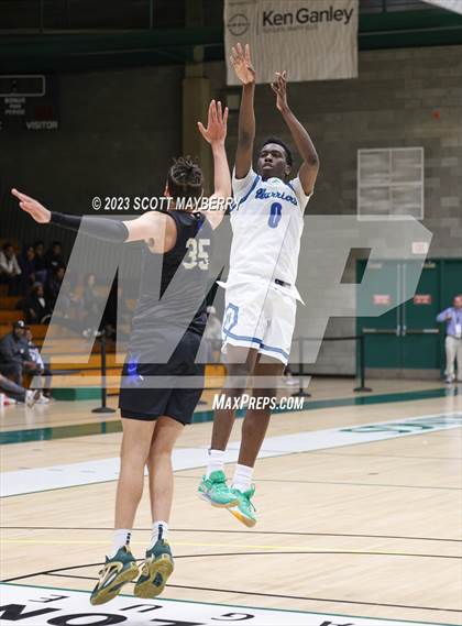 Thumbnail 2 in Lutheran East vs. Winton Woods photogallery.