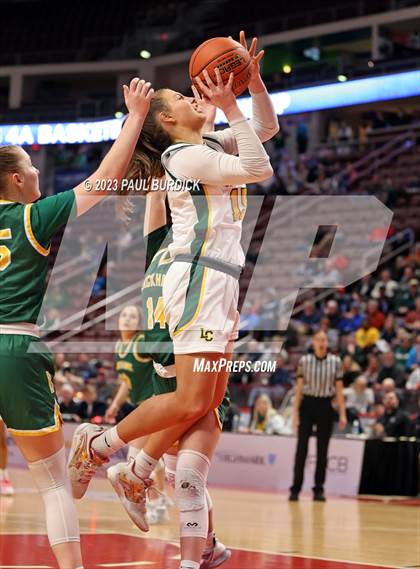 Thumbnail 2 in Lansdale Catholic vs. Blackhawk (PIAA 4A Championship) photogallery.