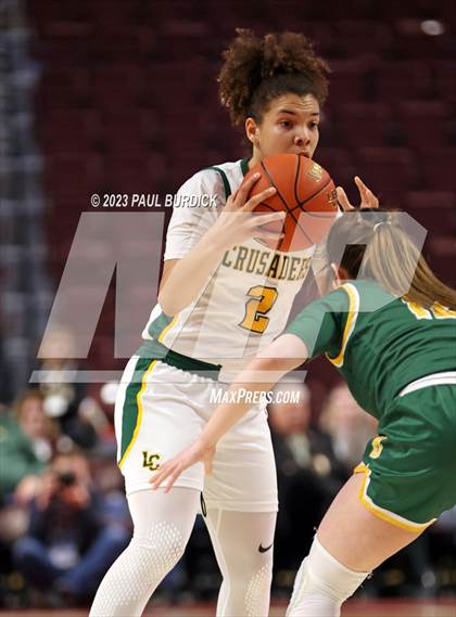 Thumbnail 2 in Lansdale Catholic vs. Blackhawk (PIAA 4A Championship) photogallery.