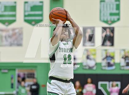 Thumbnail 3 in Greenfield-Central @ Yorktown photogallery.
