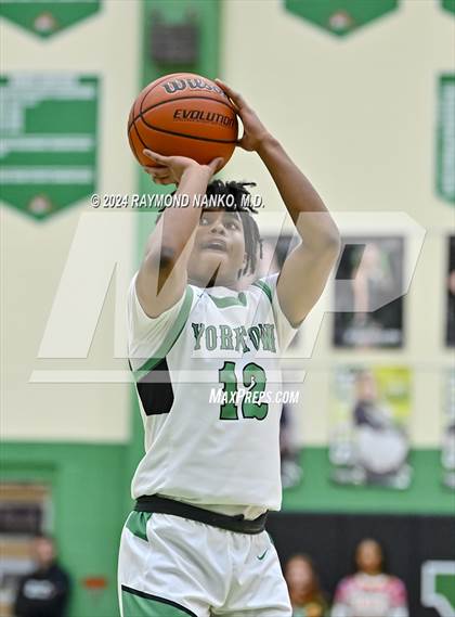 Thumbnail 1 in Greenfield-Central @ Yorktown photogallery.
