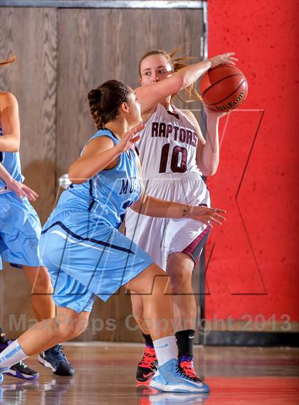 Thumbnail 3 in Ralston Valley vs. Silver Creek (Fairview Festival) photogallery.