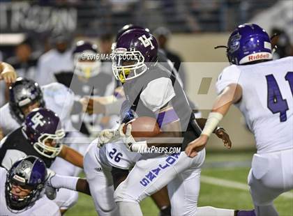 Thumbnail 3 in College Station @ University photogallery.