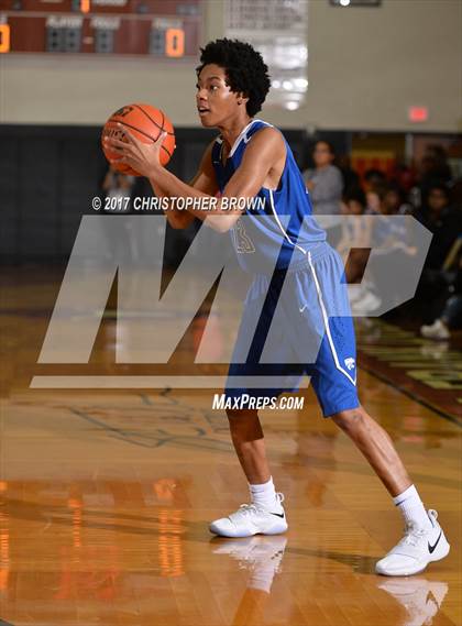 Thumbnail 1 in Dobie vs Cypress Creek (McDonald's Texas Invitational) photogallery.