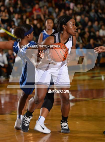 Thumbnail 3 in Dobie vs Cypress Creek (McDonald's Texas Invitational) photogallery.