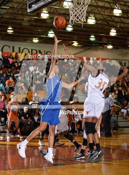 Thumbnail 1 in Dobie vs Cypress Creek (McDonald's Texas Invitational) photogallery.