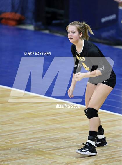 Thumbnail 2 in Meeker vs. Simla (CHSAA 2A Pool II Match 11) photogallery.
