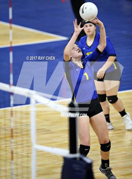 Thumbnail 1 in Meeker vs. Simla (CHSAA 2A Pool II Match 11) photogallery.