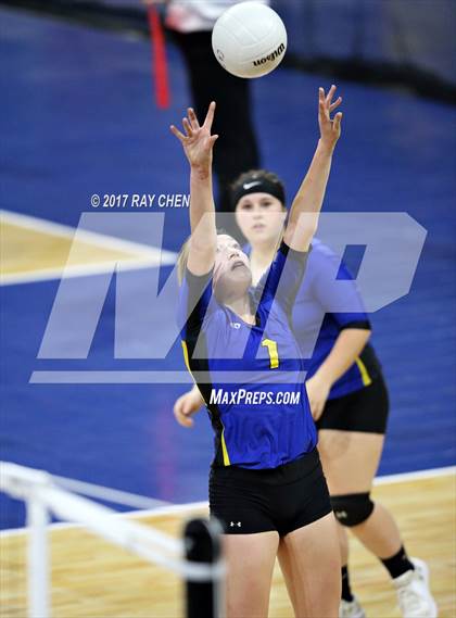Thumbnail 2 in Meeker vs. Simla (CHSAA 2A Pool II Match 11) photogallery.