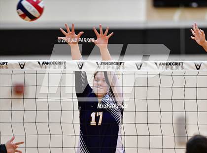 Thumbnail 3 in Stony Point @ Vandegrift photogallery.