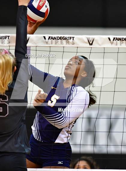 Thumbnail 2 in Stony Point @ Vandegrift photogallery.